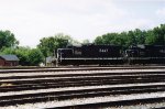 IC GP10 #8447 - Illinois Central